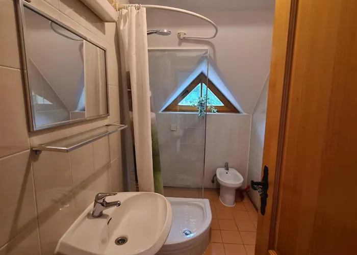 Apartma Trobentica 15 *